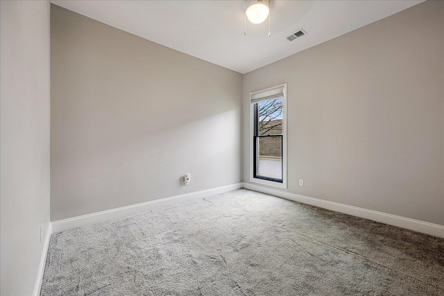93 TOULOUSE DR