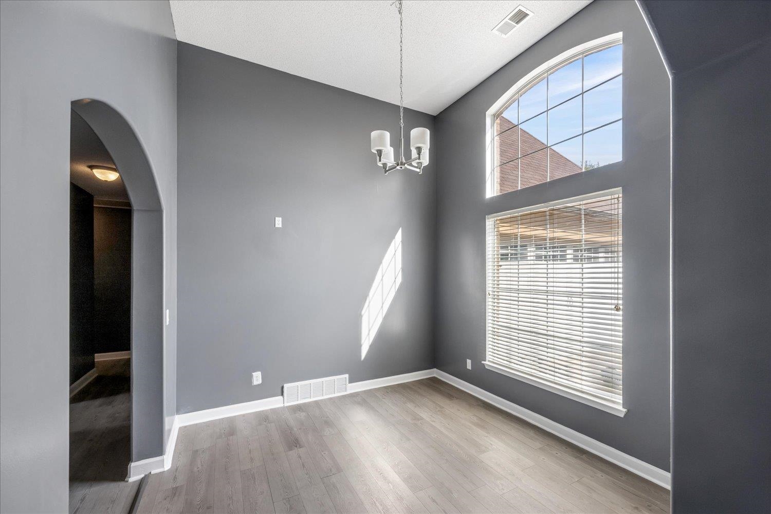 10220 ADIKSON DR