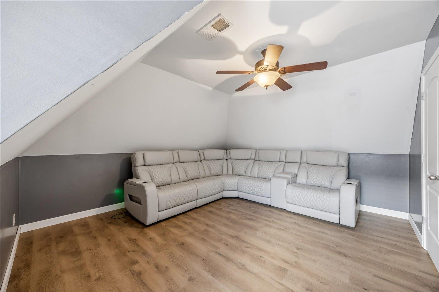 10220 ADIKSON DR