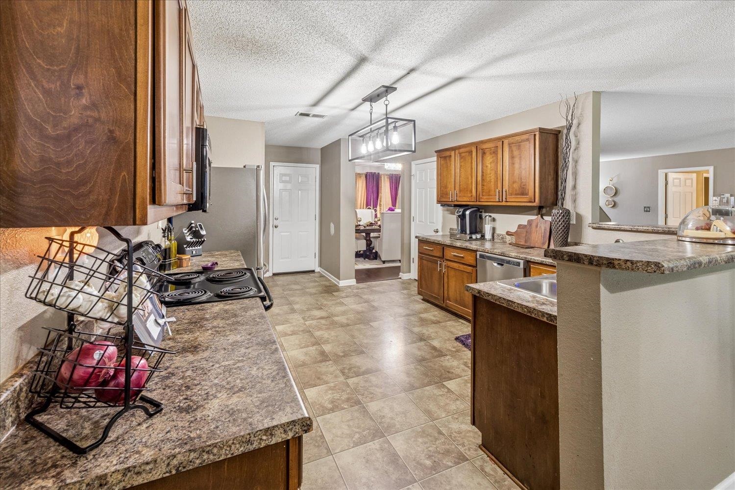 5073 STONE SHADOWS DR