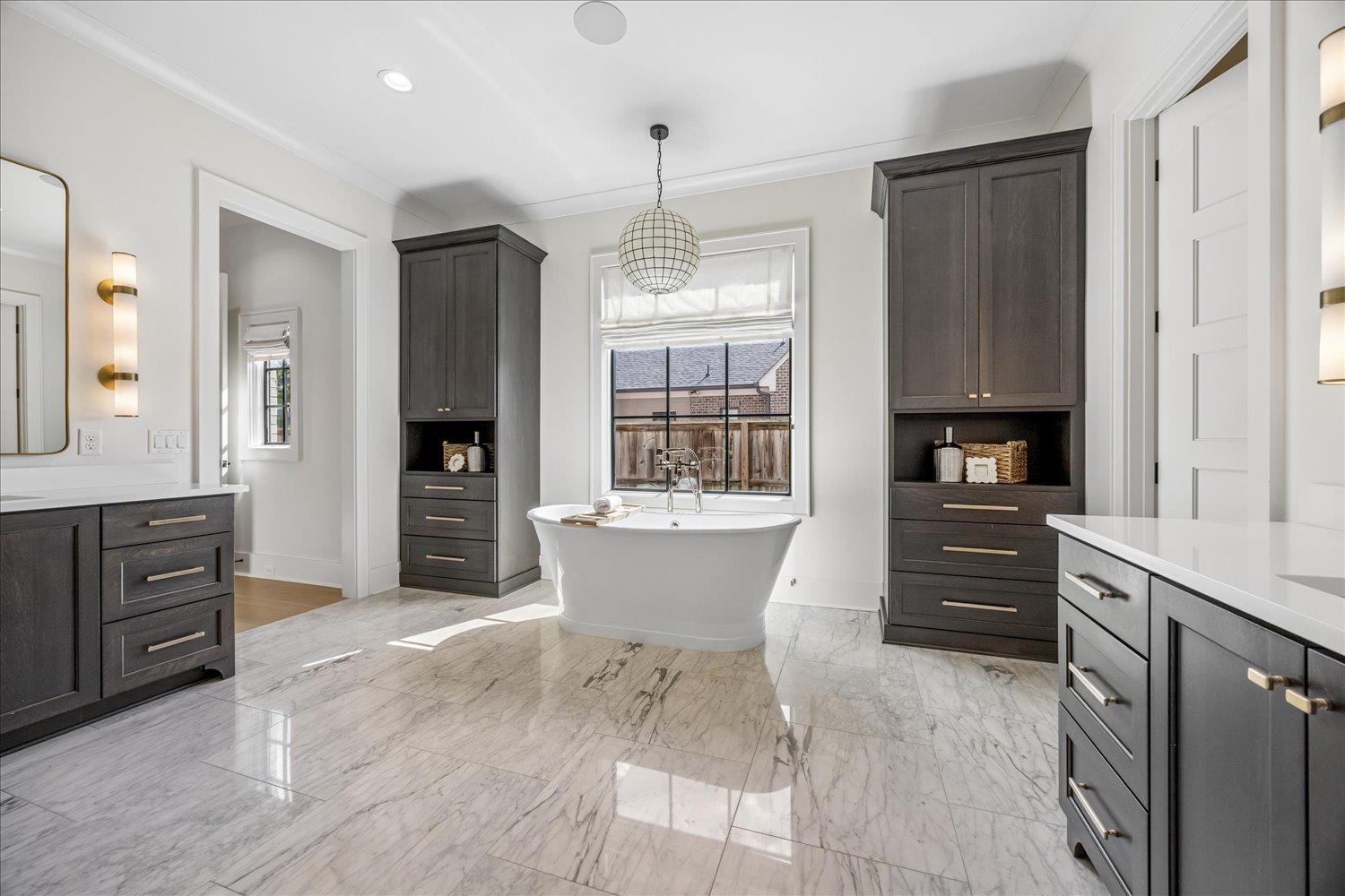 3182 CHAPEL WOODS CV