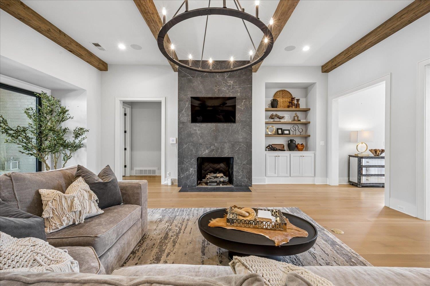 3182 CHAPEL WOODS CV