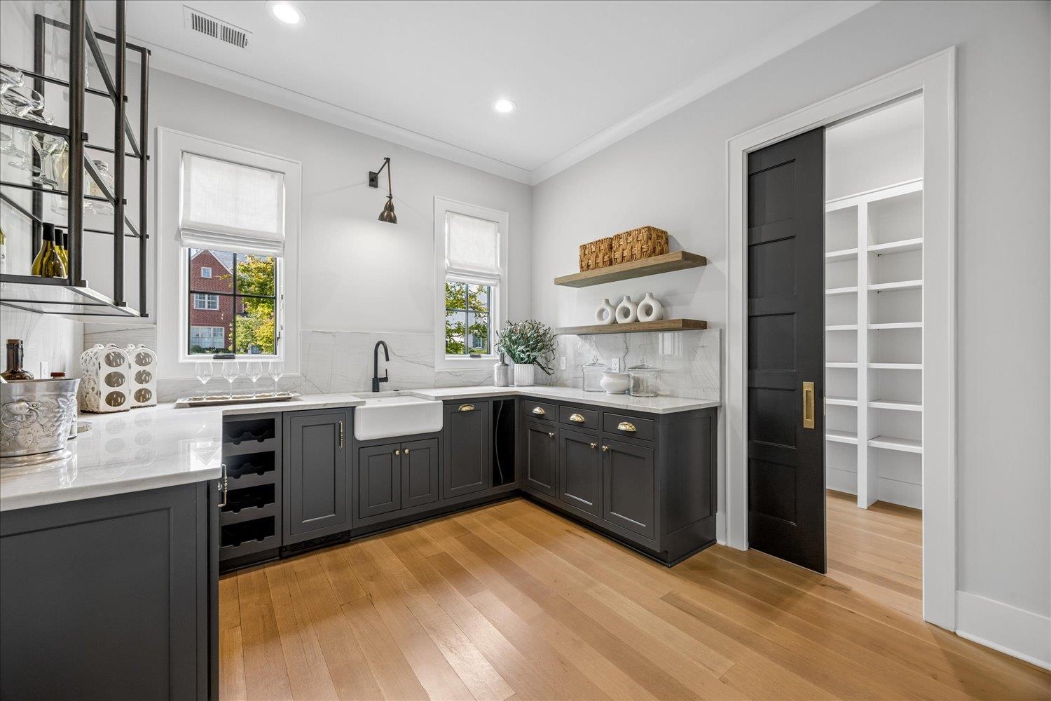 3182 CHAPEL WOODS CV