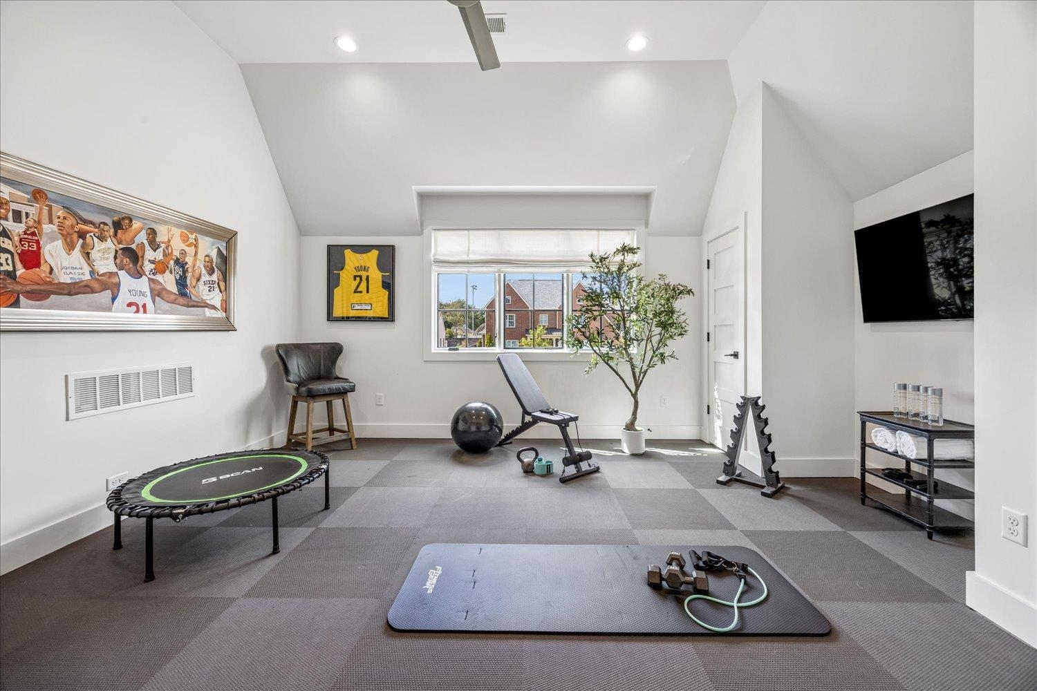 3182 CHAPEL WOODS CV