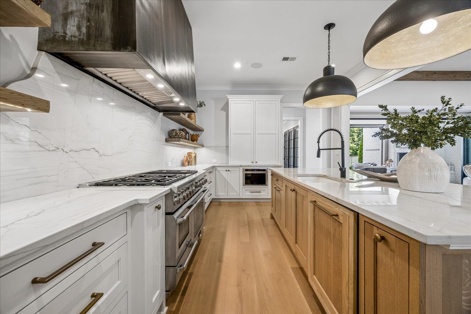 3182 CHAPEL WOODS CV