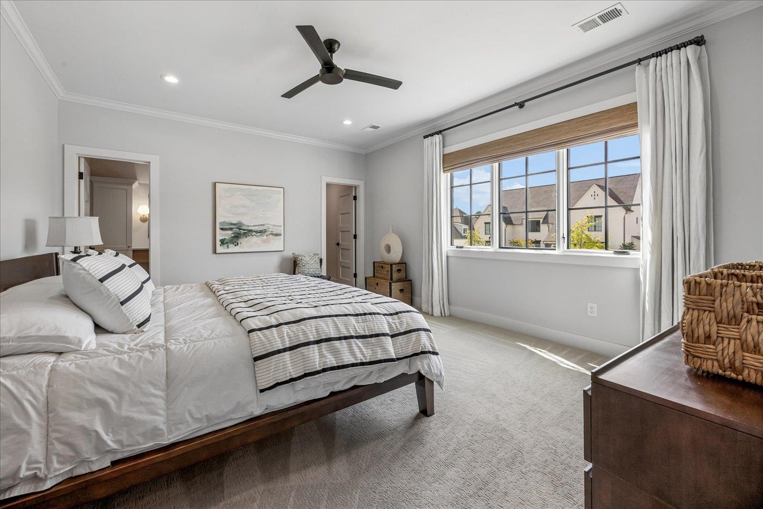 3182 CHAPEL WOODS CV
