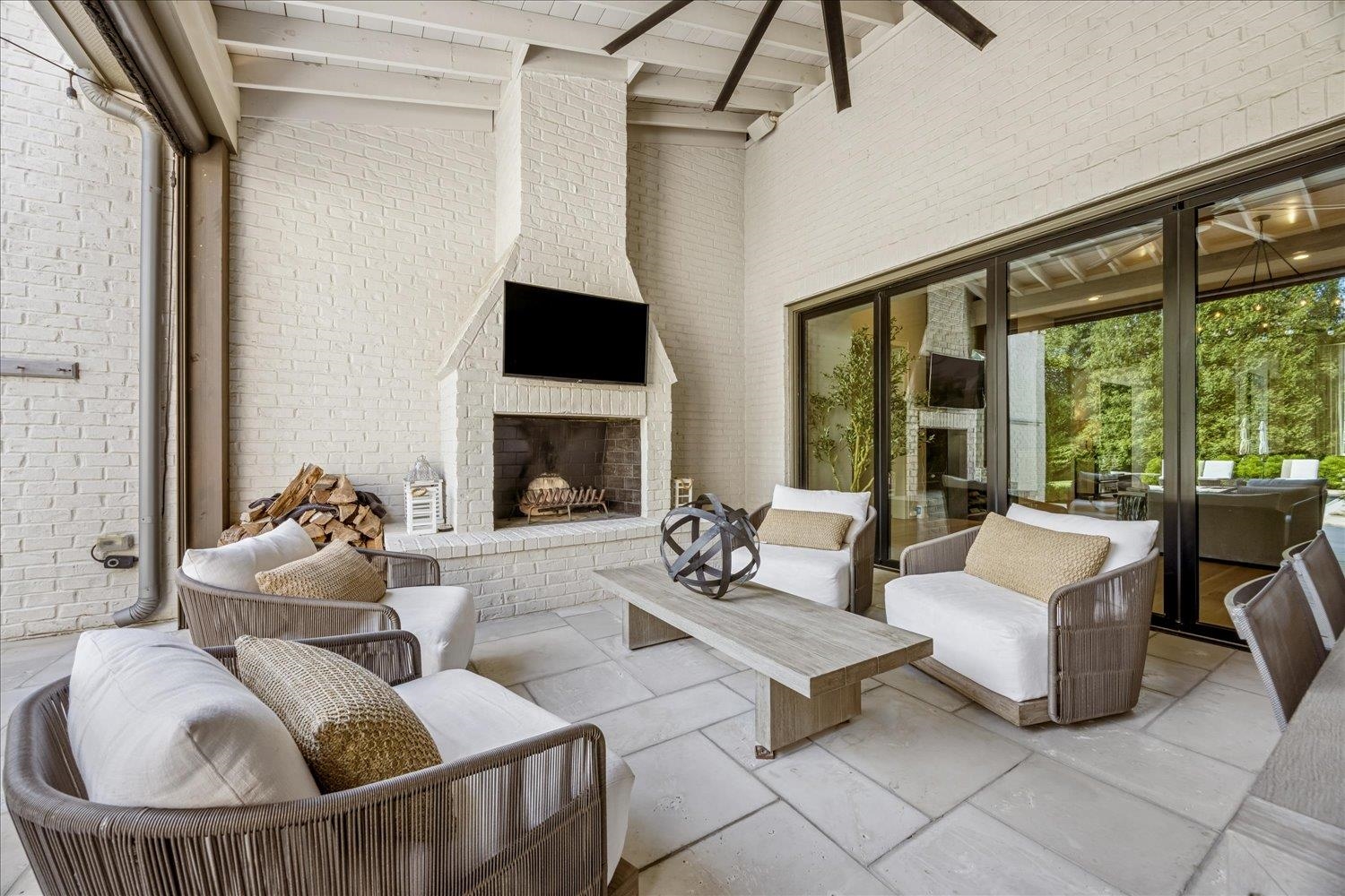 3182 CHAPEL WOODS CV
