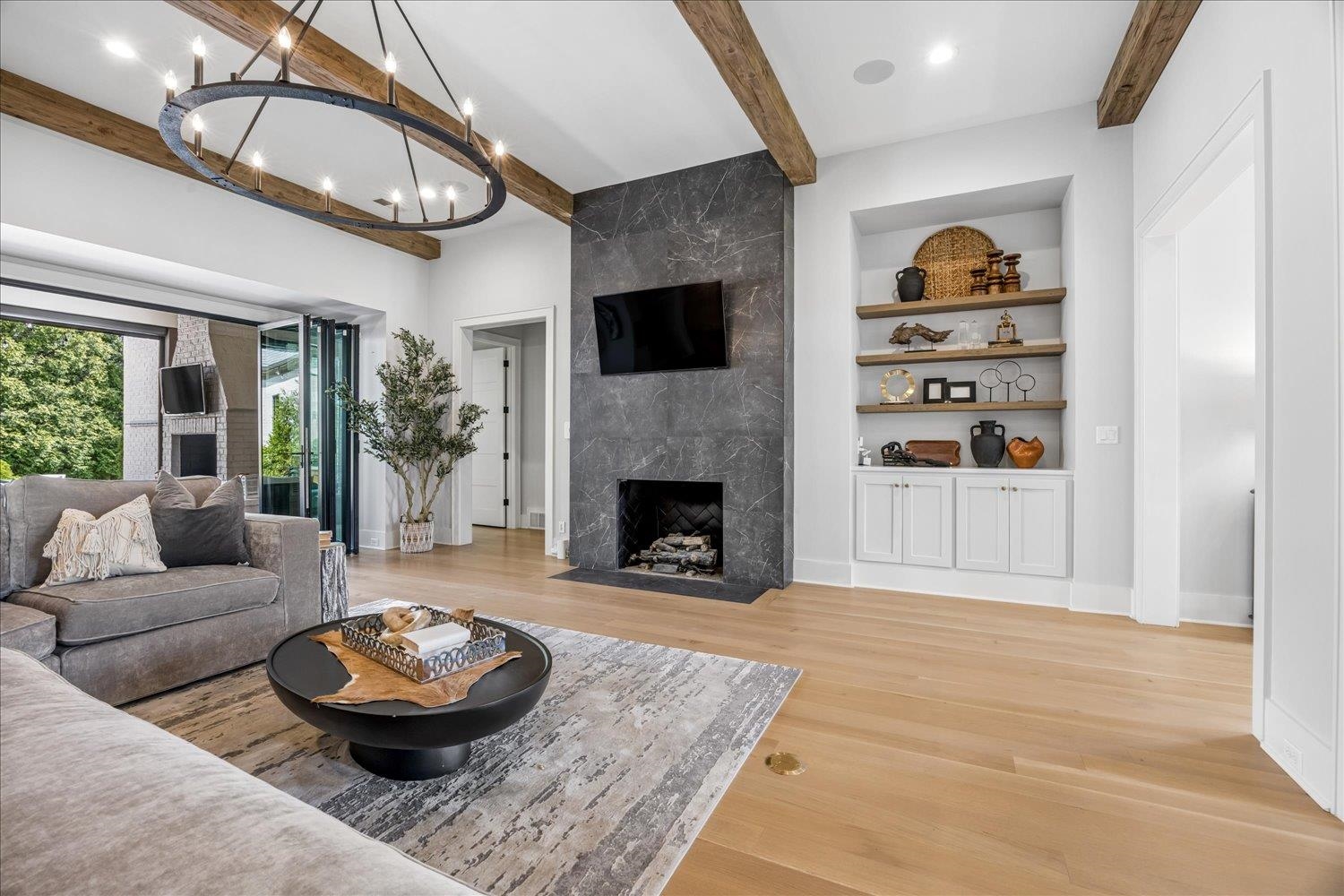 3182 CHAPEL WOODS CV