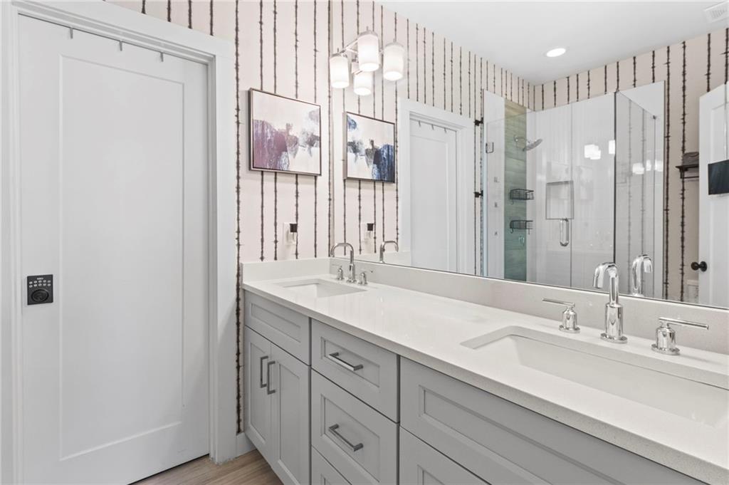 1350 May Avenue Unit 14