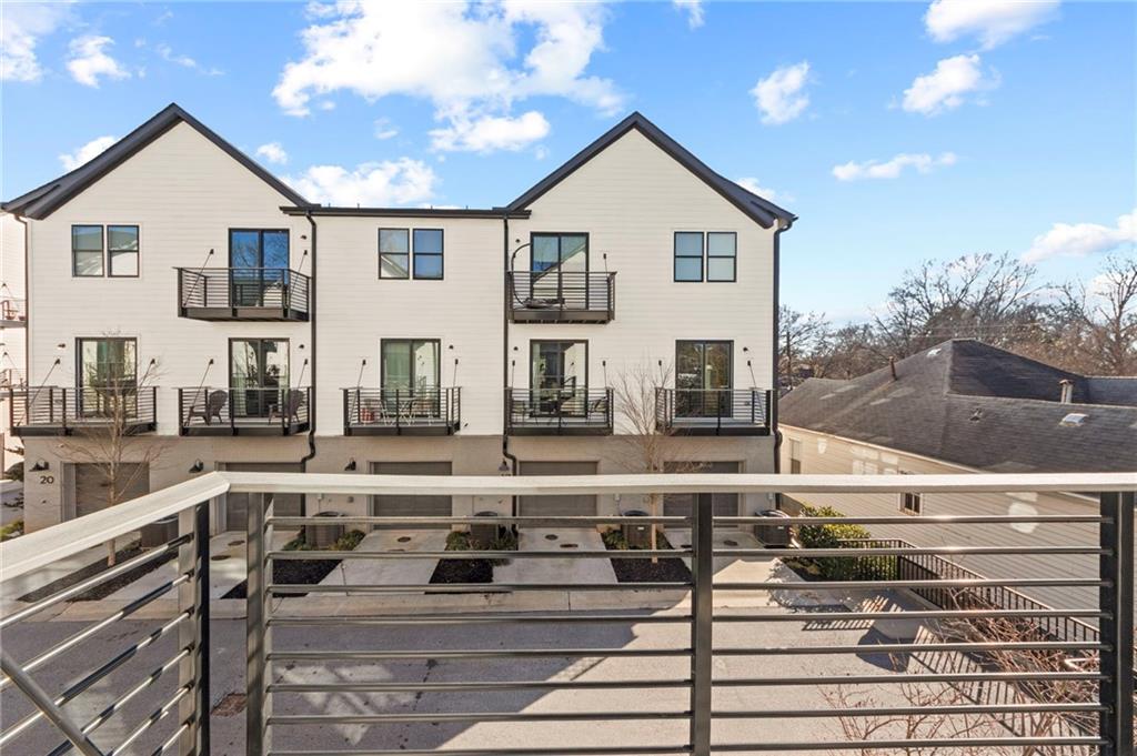 1350 May Avenue Unit 14