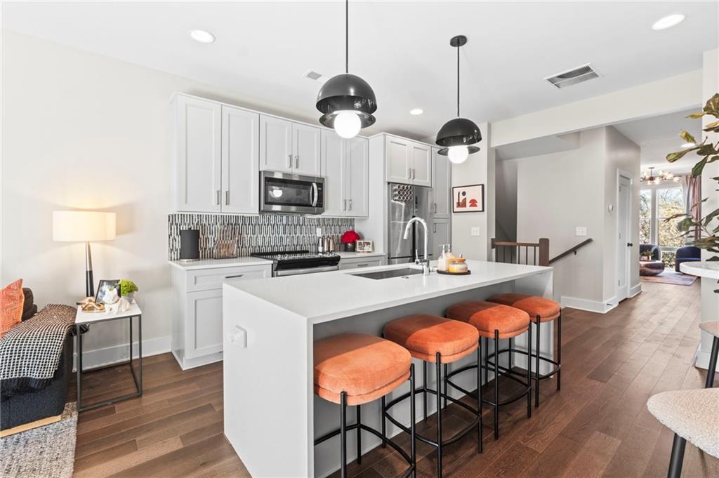 1350 May Avenue Unit 14