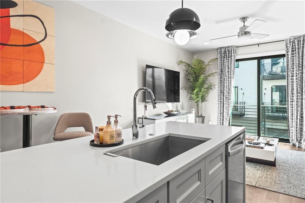 1350 May Avenue Unit 14