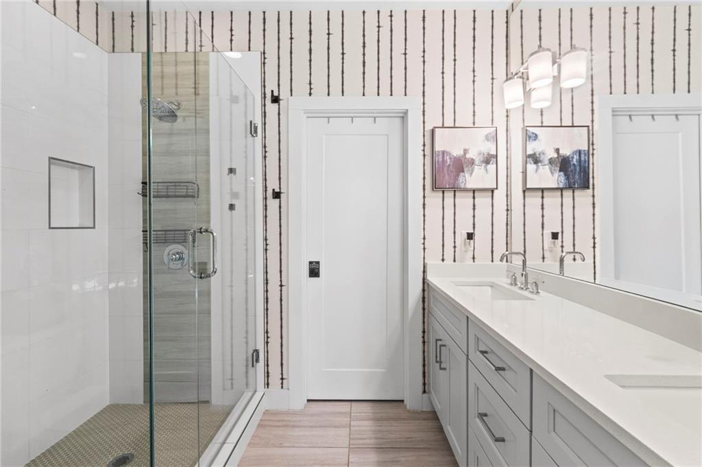 1350 May Avenue Unit 14