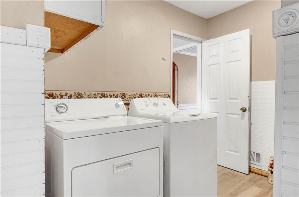 1477 Thornhill Court SW