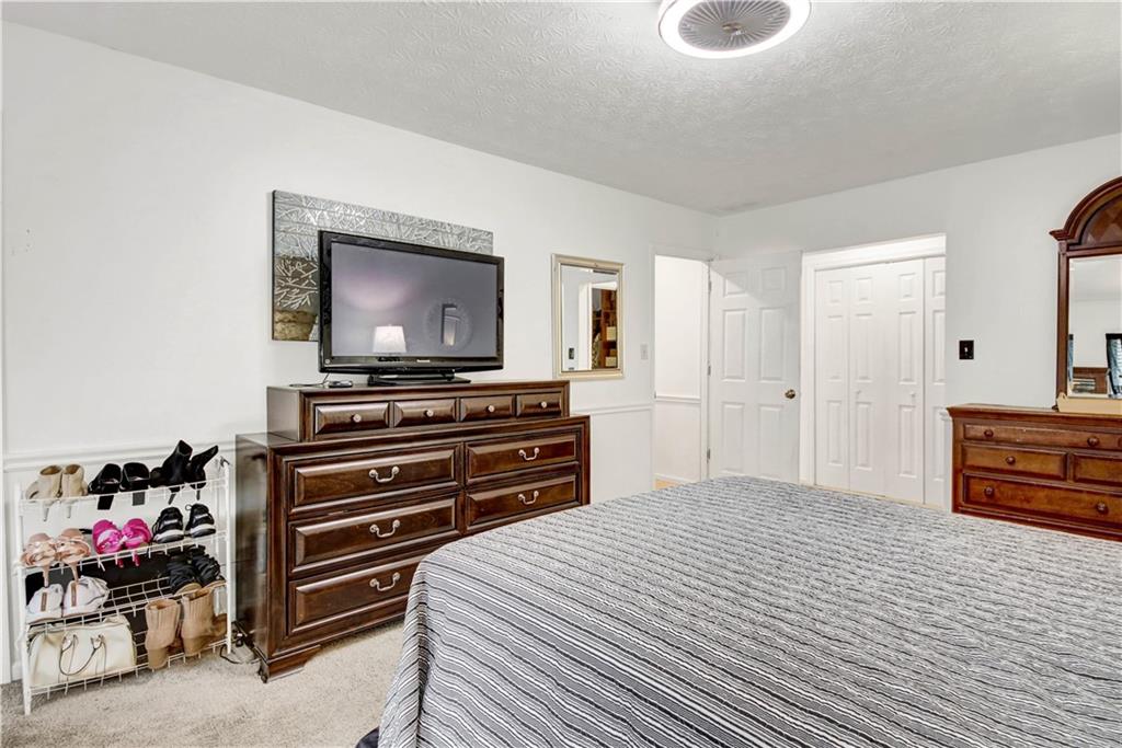 1477 Thornhill Court SW