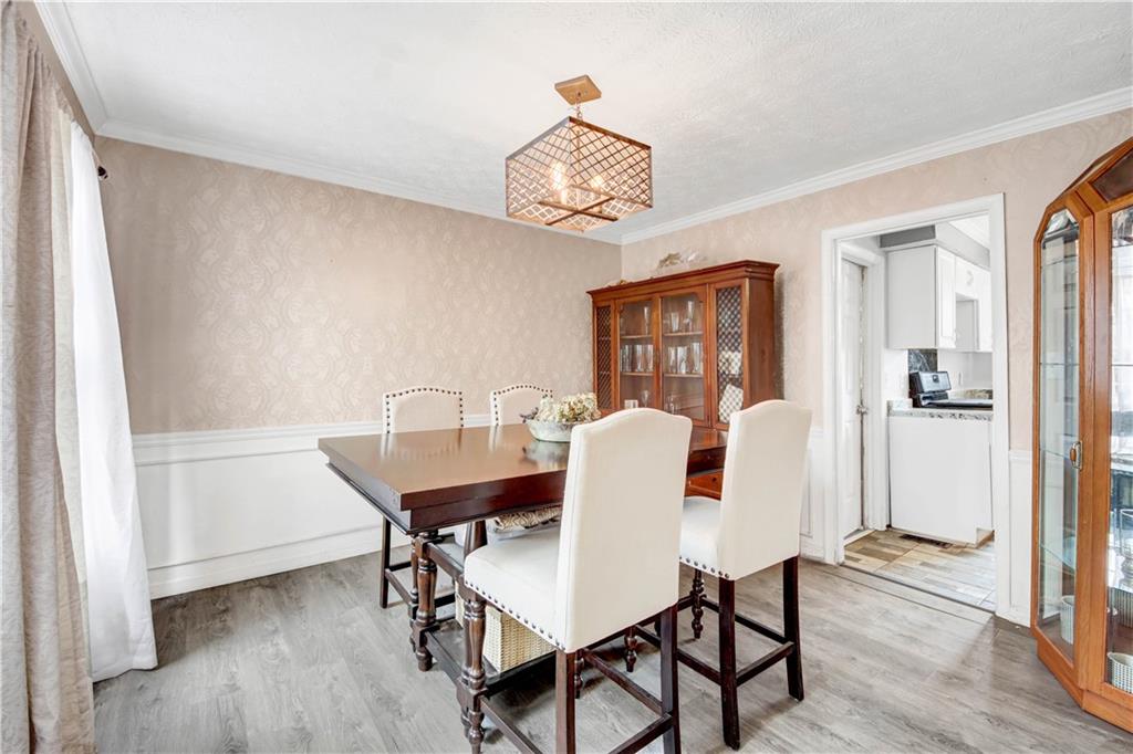 1477 Thornhill Court SW