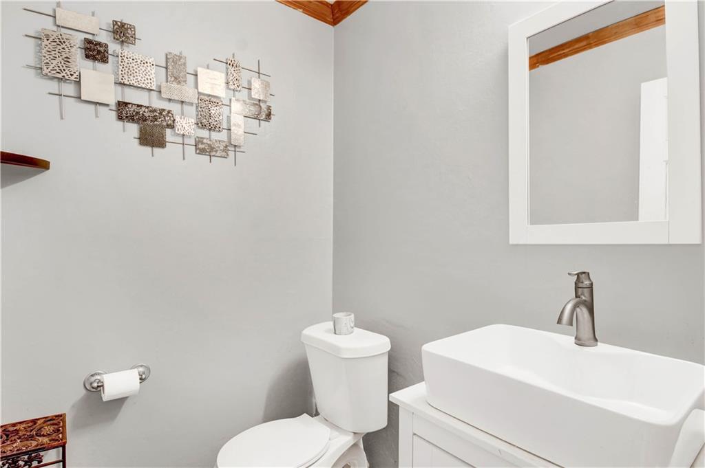 1477 Thornhill Court SW