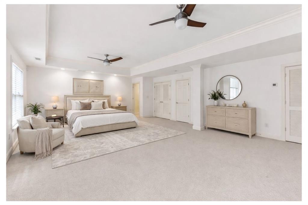 5452 Wentworth Street