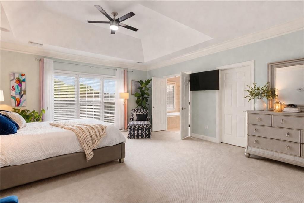 5452 Wentworth Street