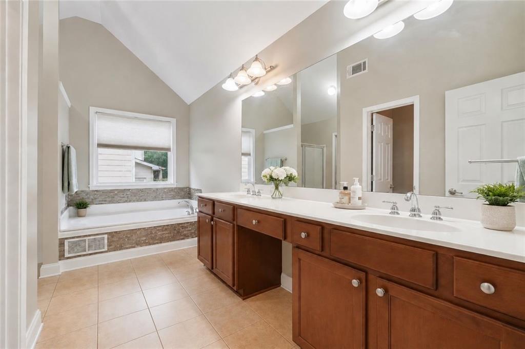 3769 Wood Hollow Way