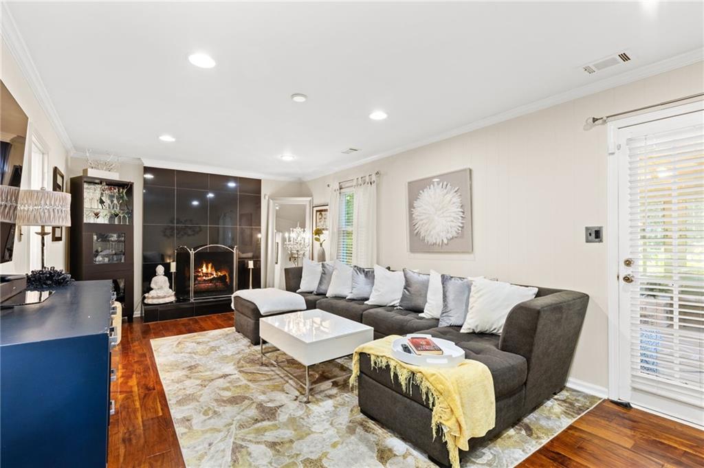 229 Coeur Place SW