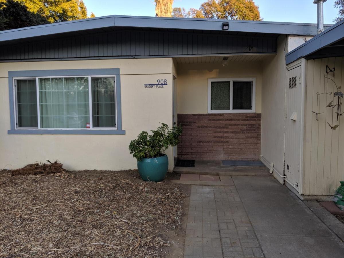 908 Gregory Place
