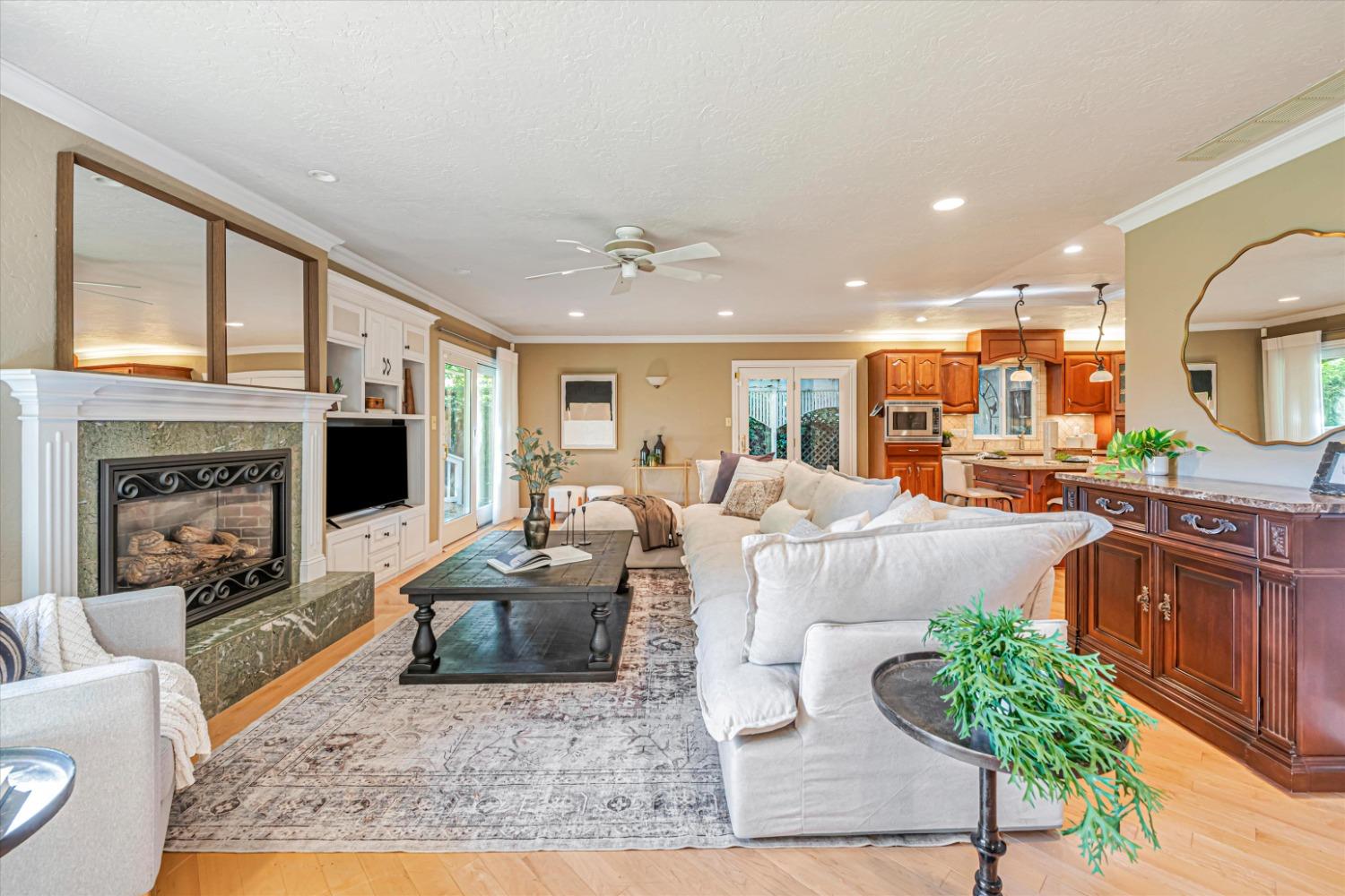 5102 Cowell Boulevard