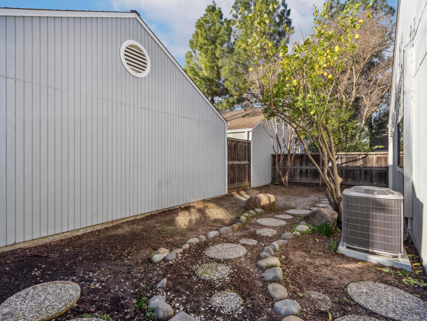 1330 Antelope Avenue 17