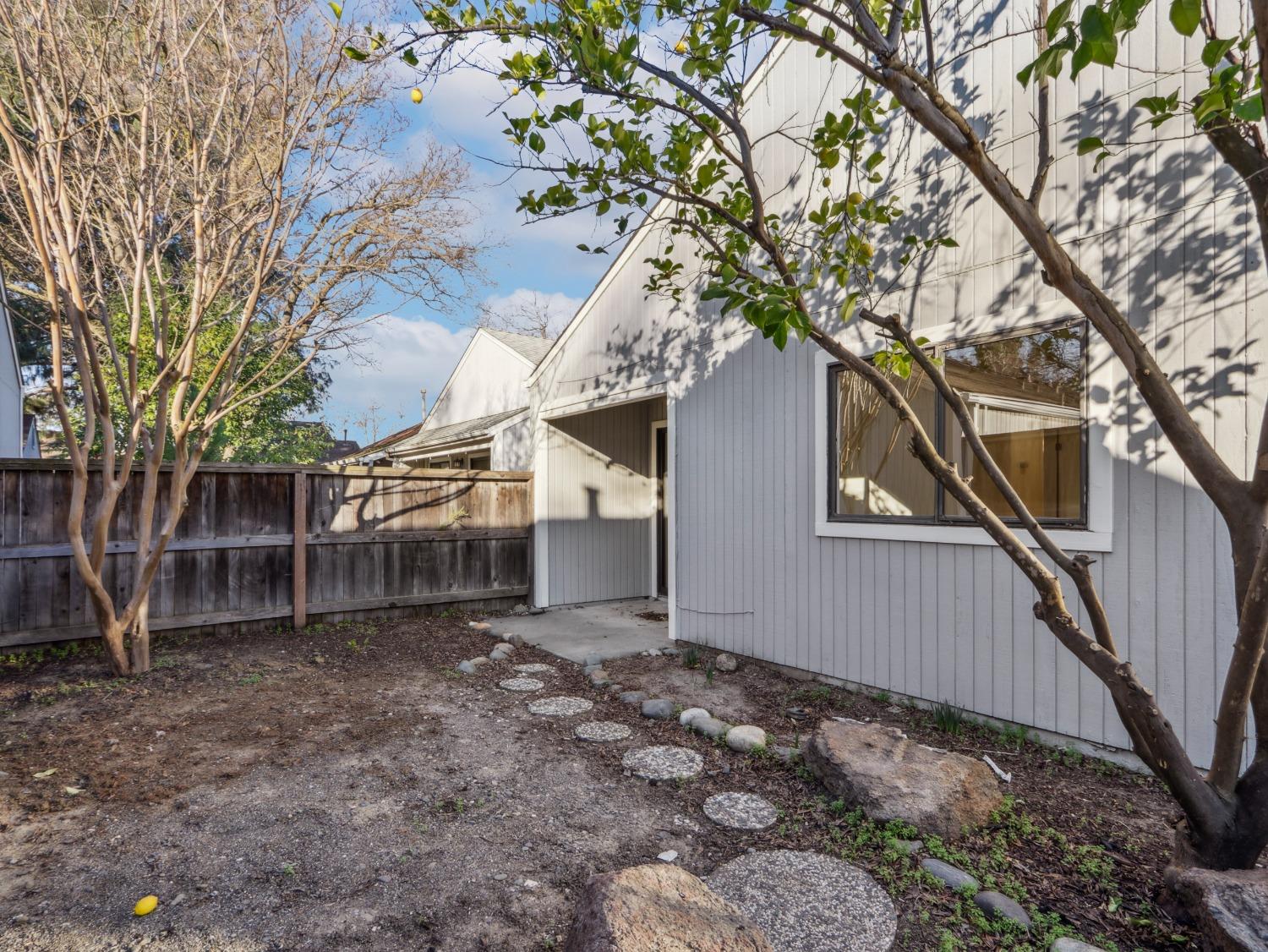 1330 Antelope Avenue 17