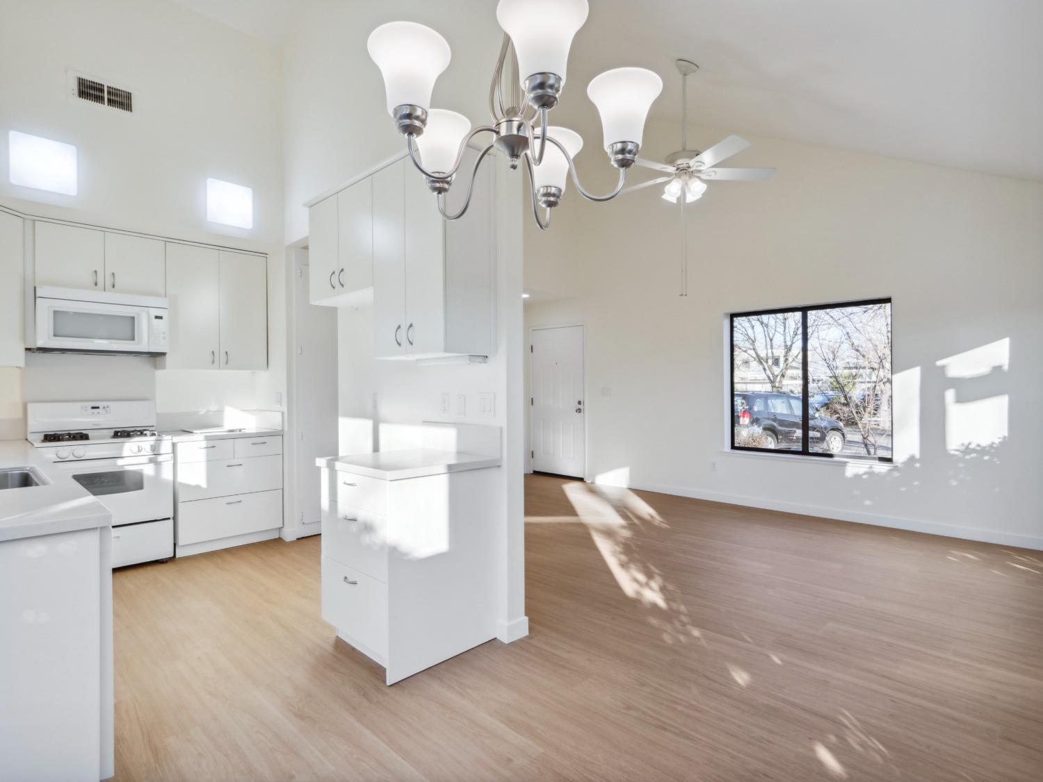 1330 Antelope Avenue 17