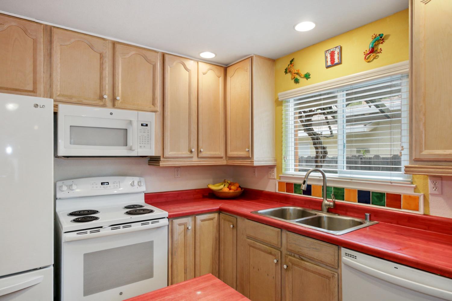 2527 Whittier Drive