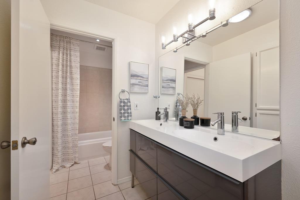 3307 Chesapeake Bay Avenue