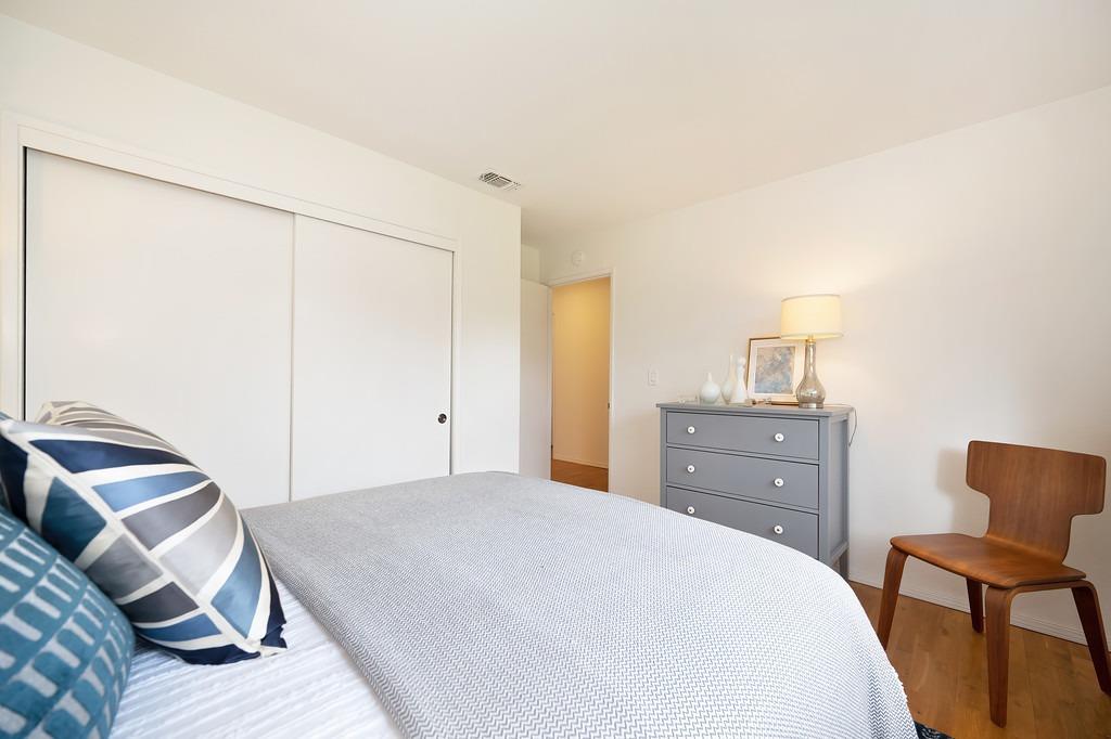 3307 Chesapeake Bay Avenue