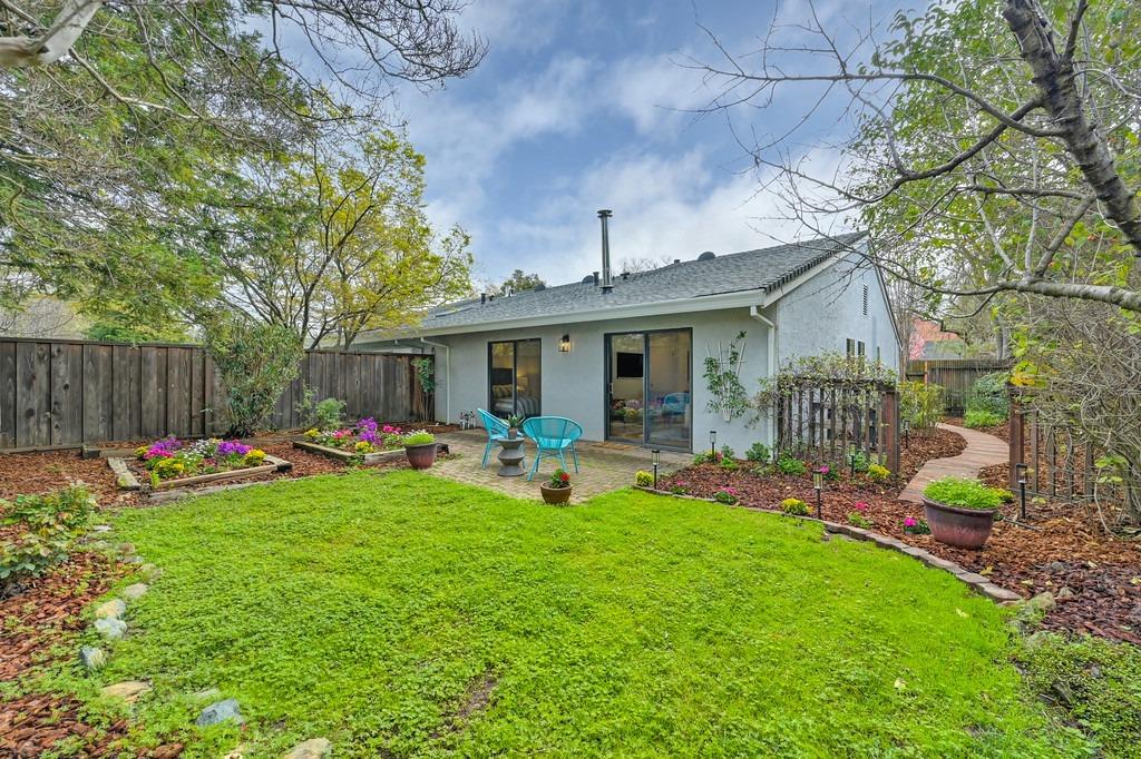 3307 Chesapeake Bay Avenue