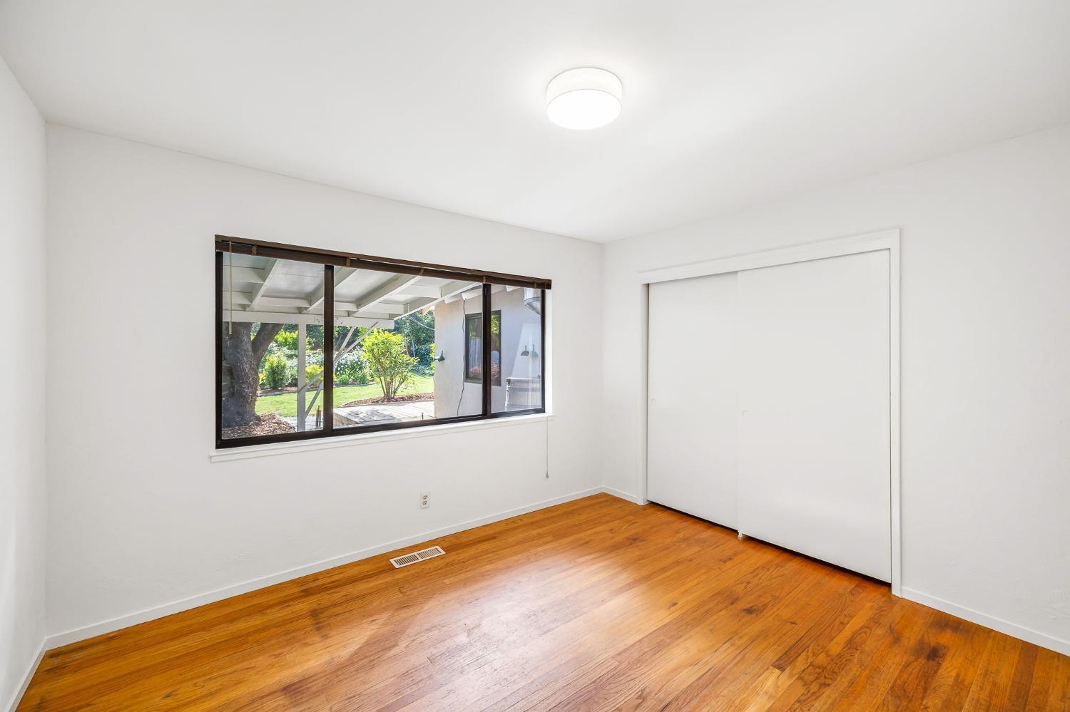 27388 Meadowbrook Drive