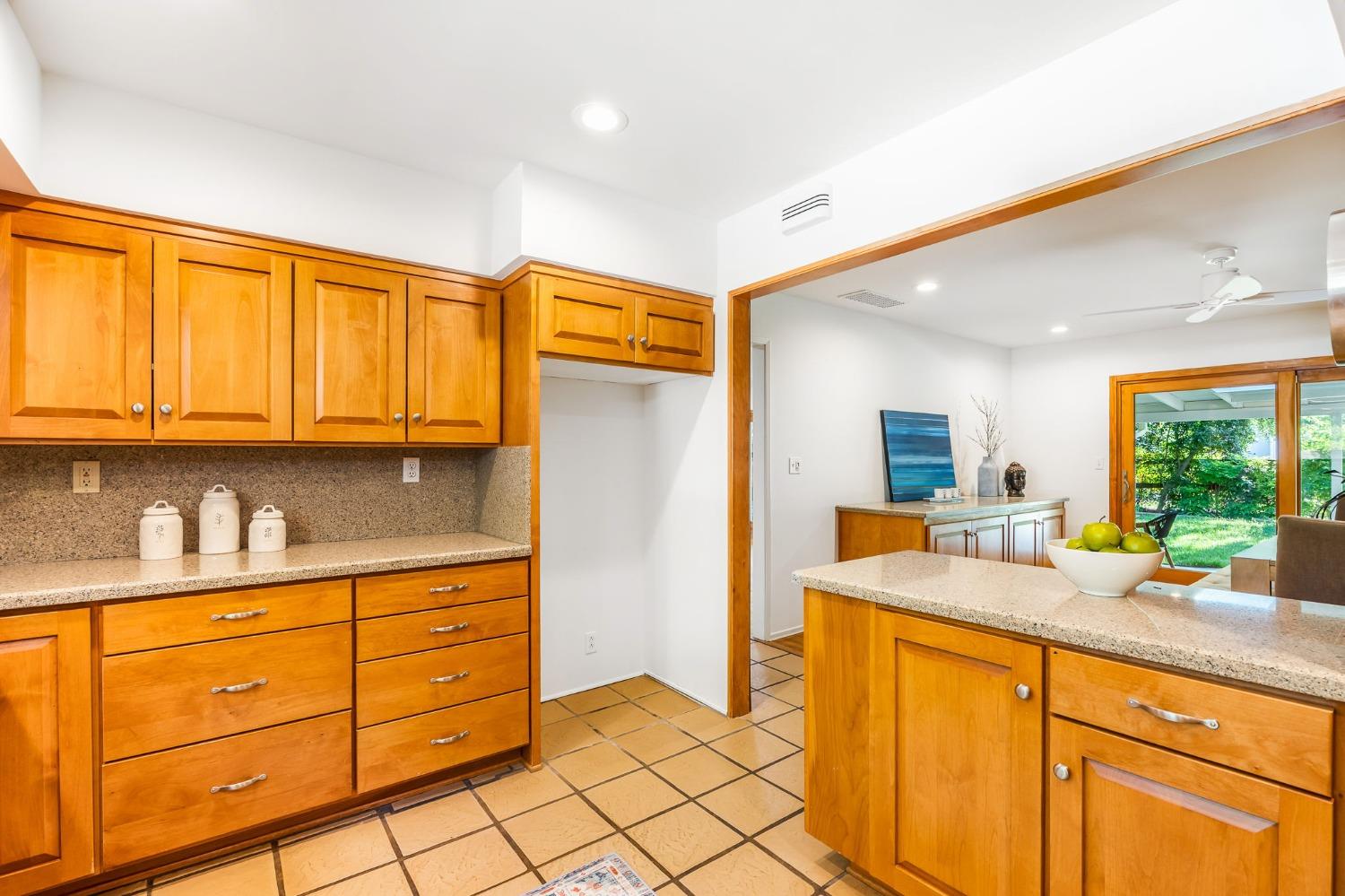 27388 Meadowbrook Drive