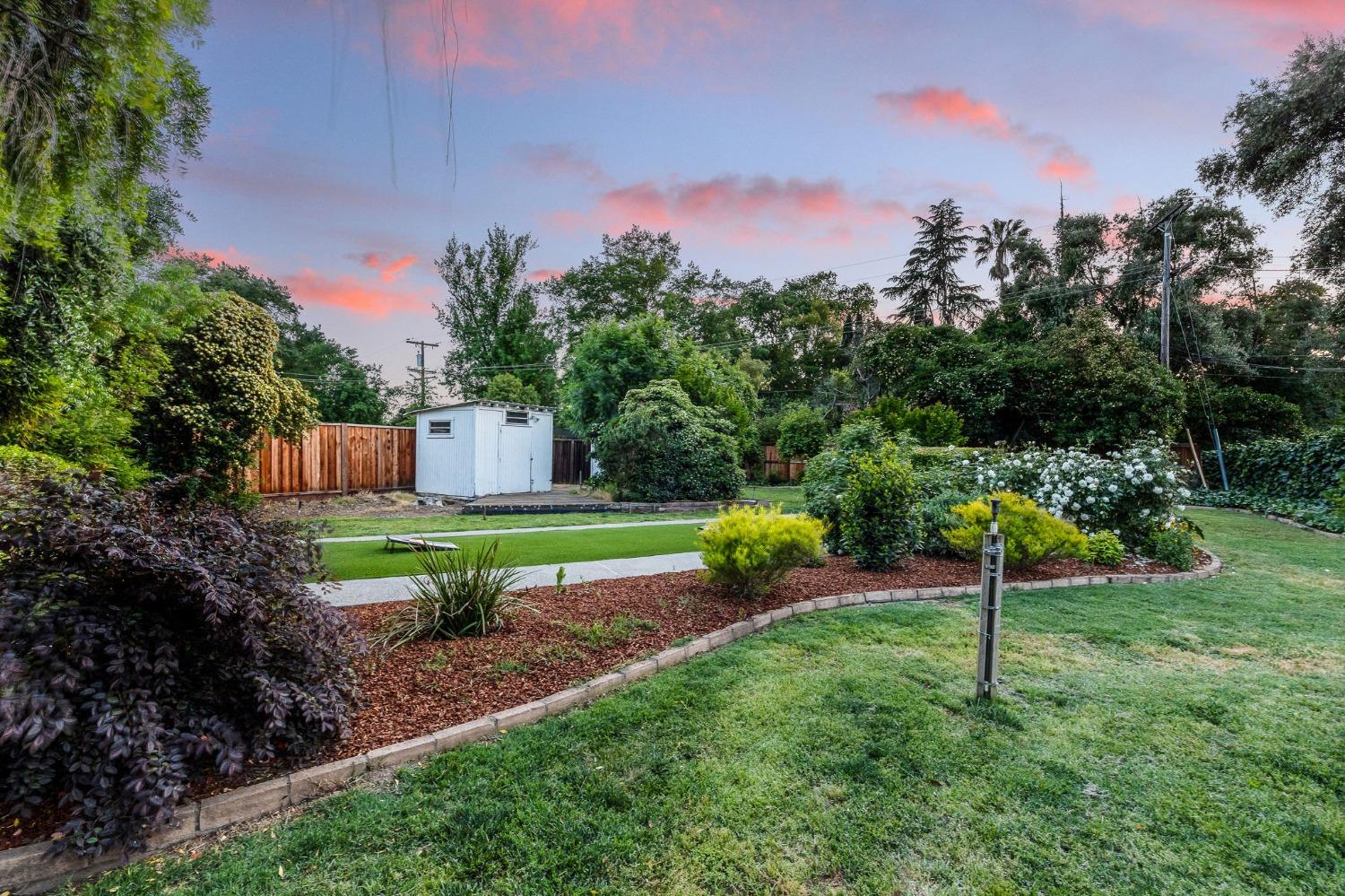 27388 Meadowbrook Drive