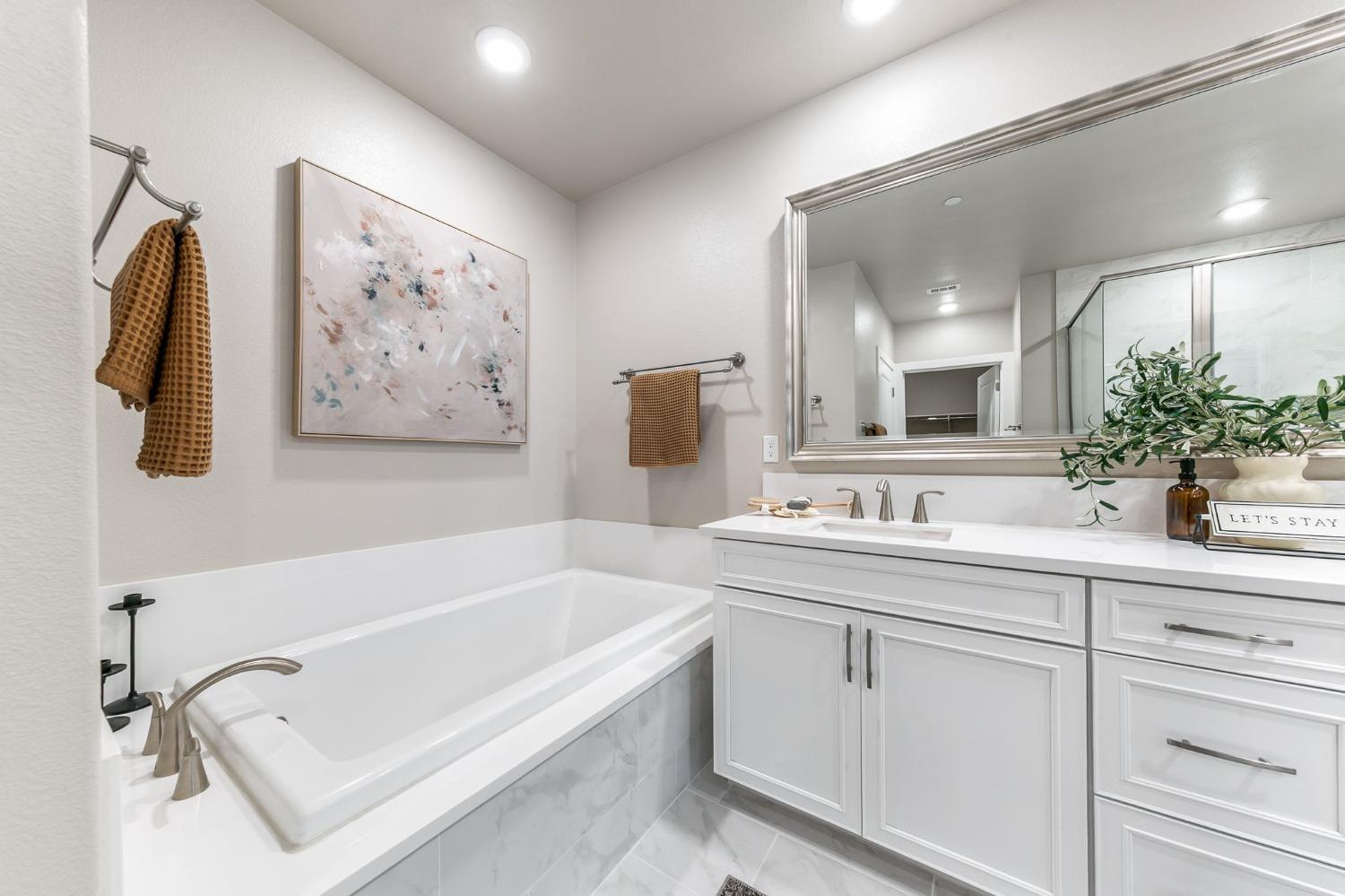 1661 Spring Street 335