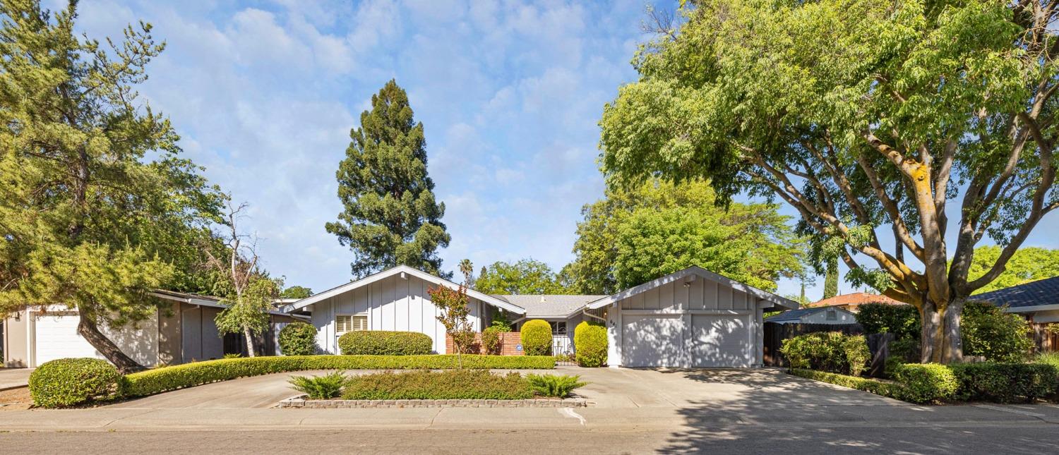 641 Cleveland Street