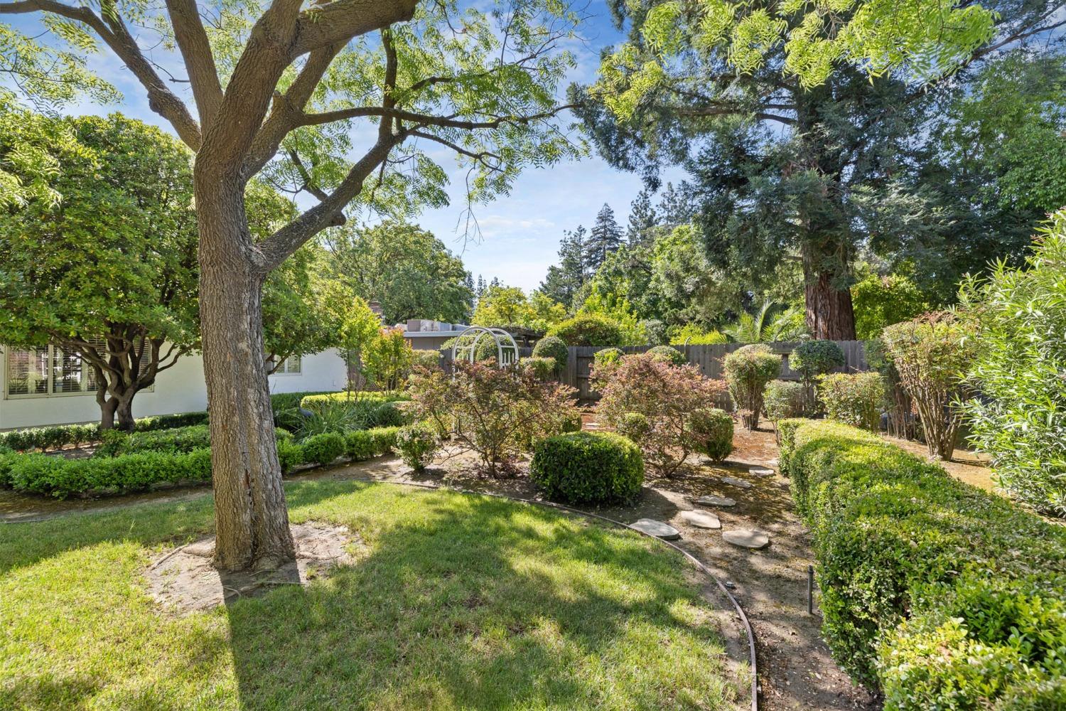 641 Cleveland Street