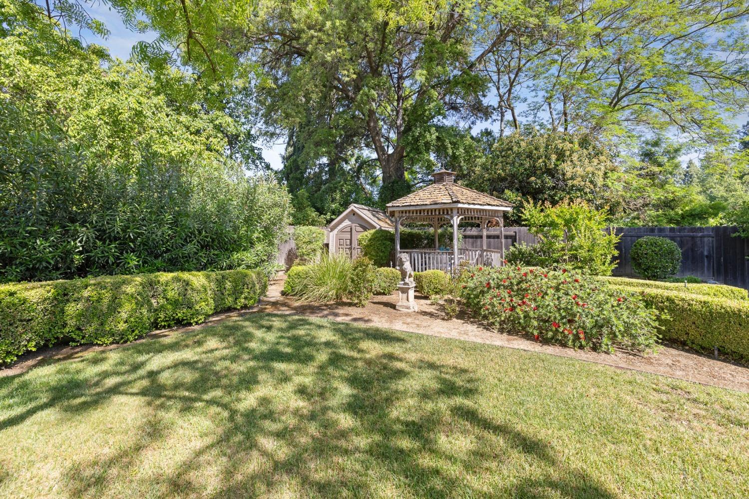 641 Cleveland Street