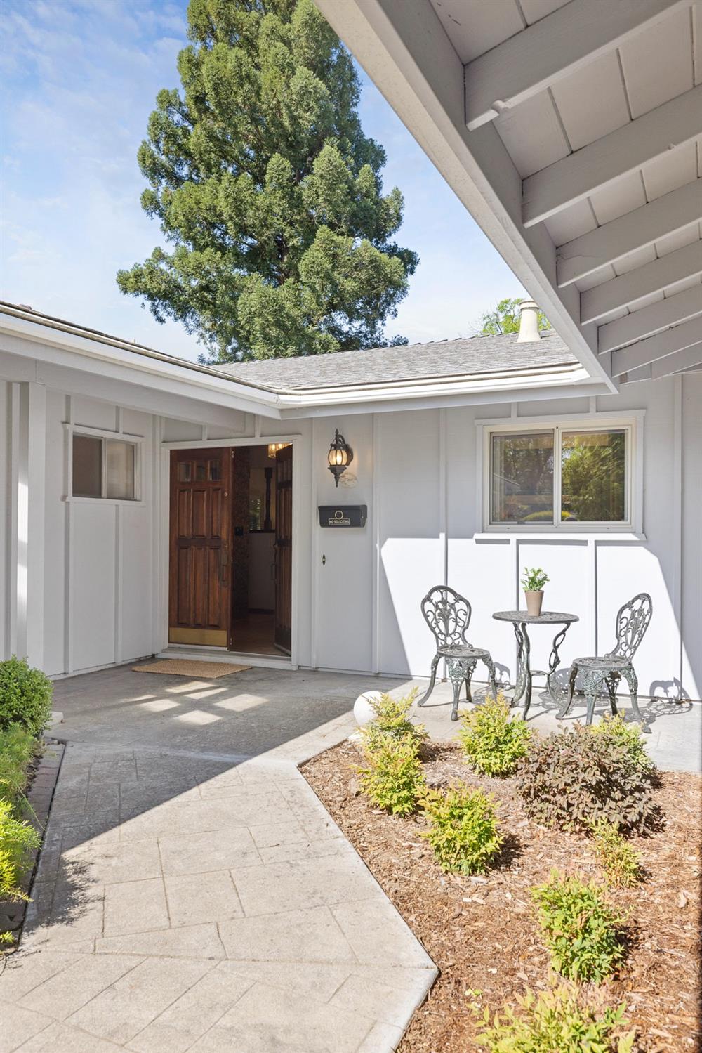 641 Cleveland Street