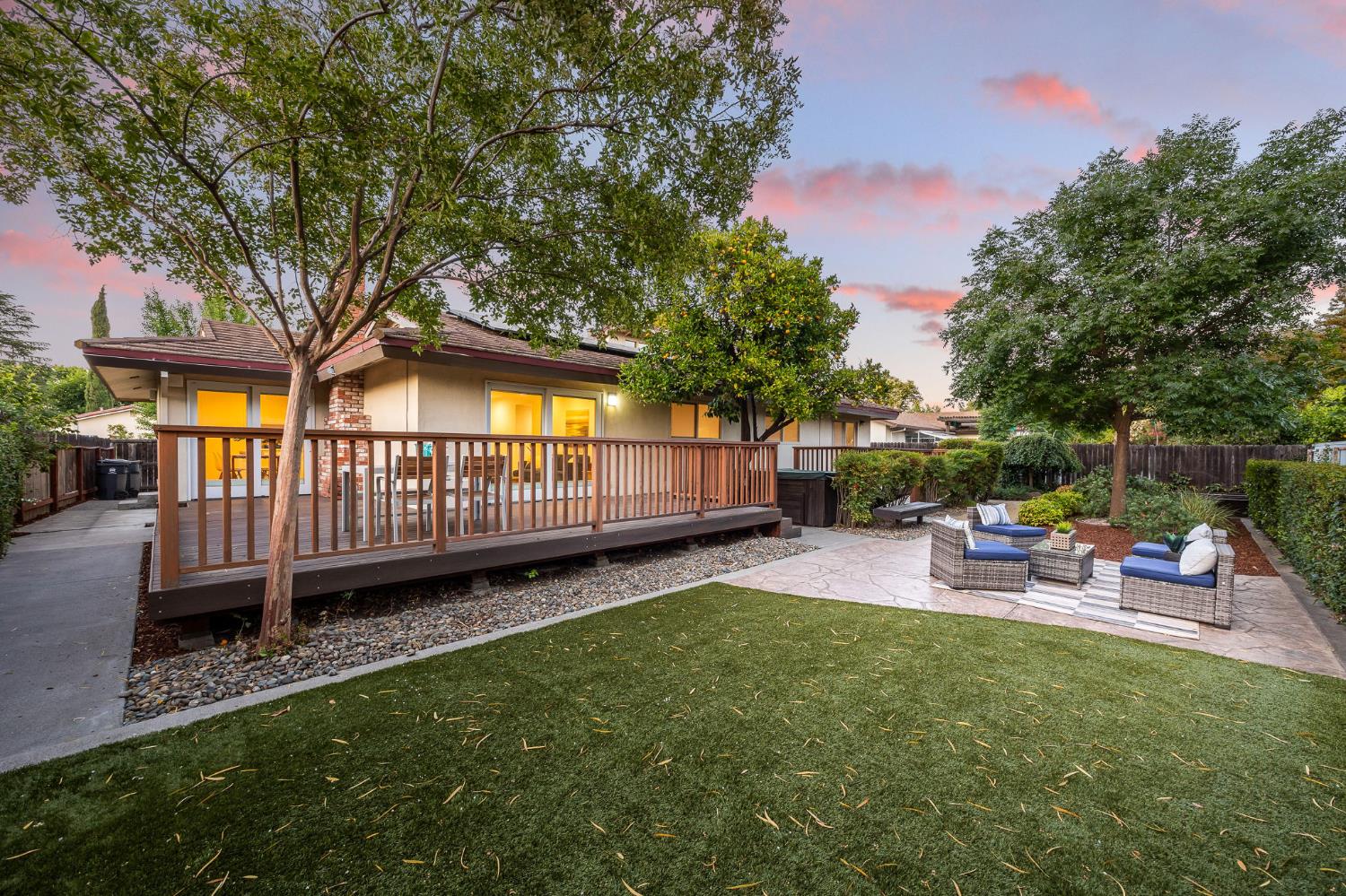 2305 Catalina Drive