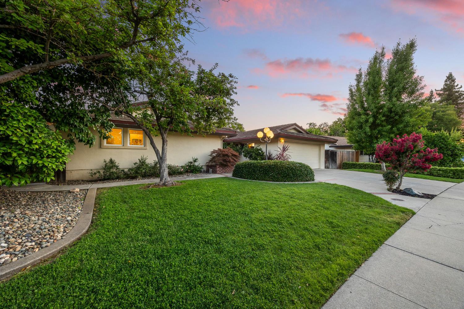 2305 Catalina Drive