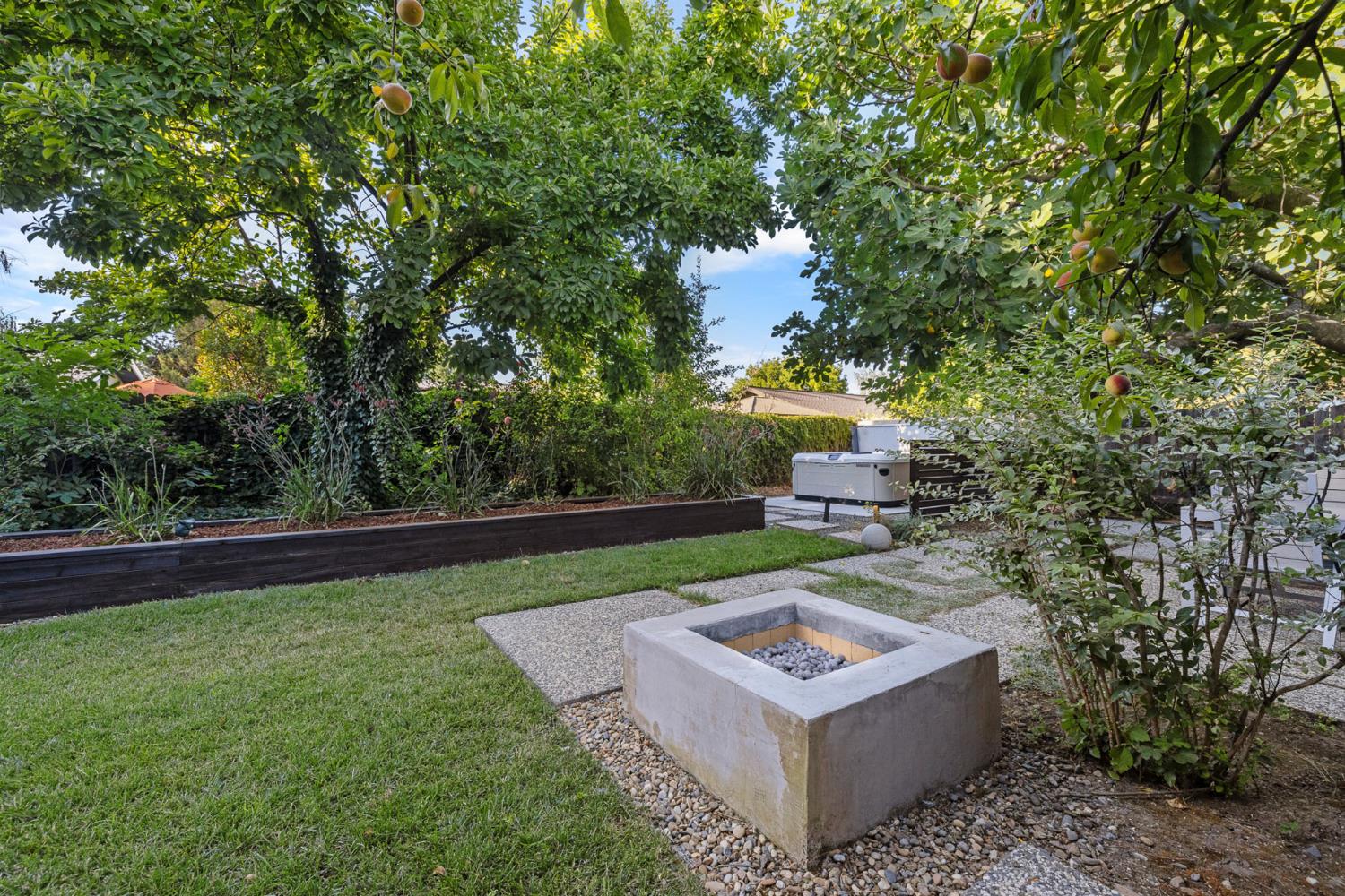 1213 Drexel Drive