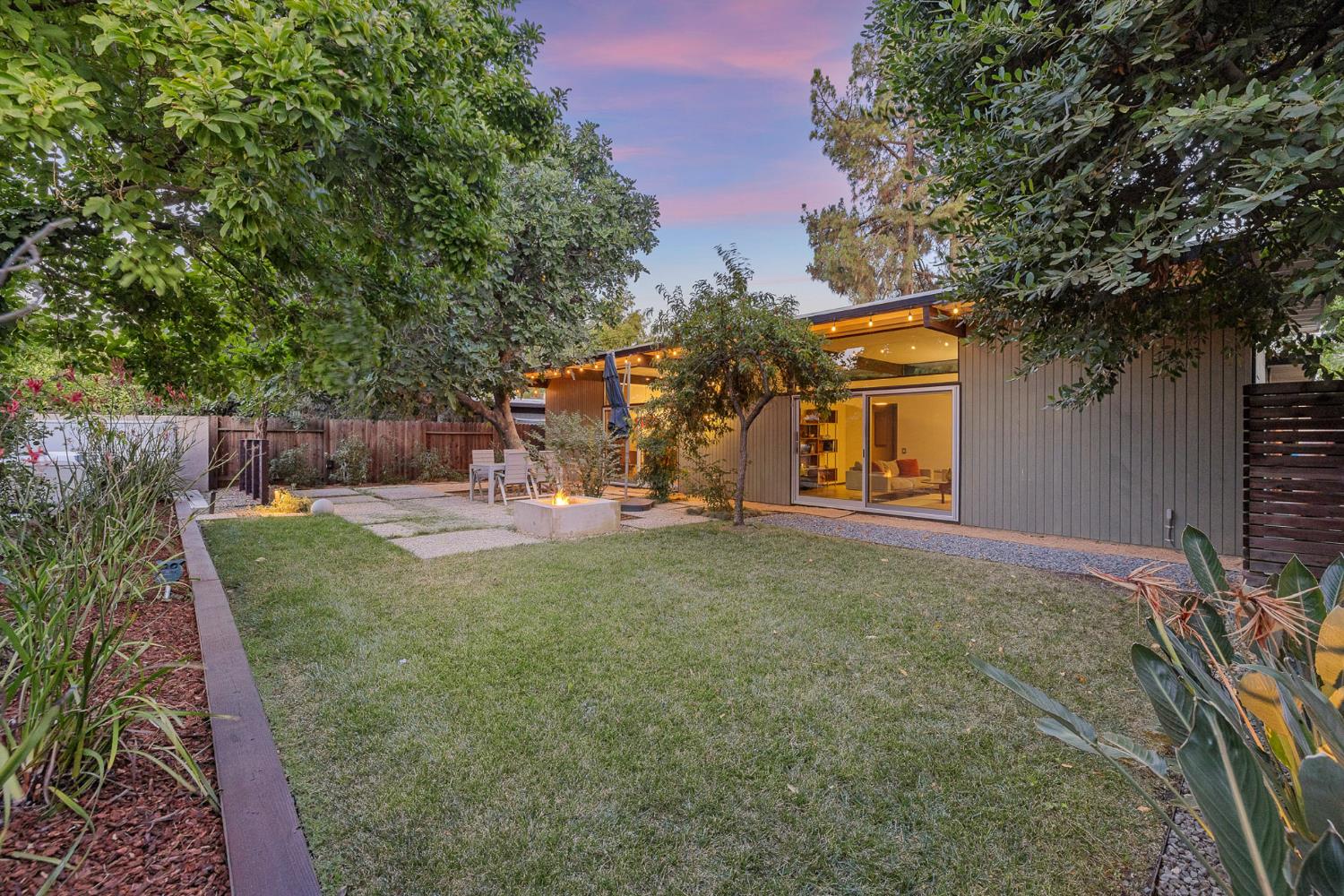 1213 Drexel Drive