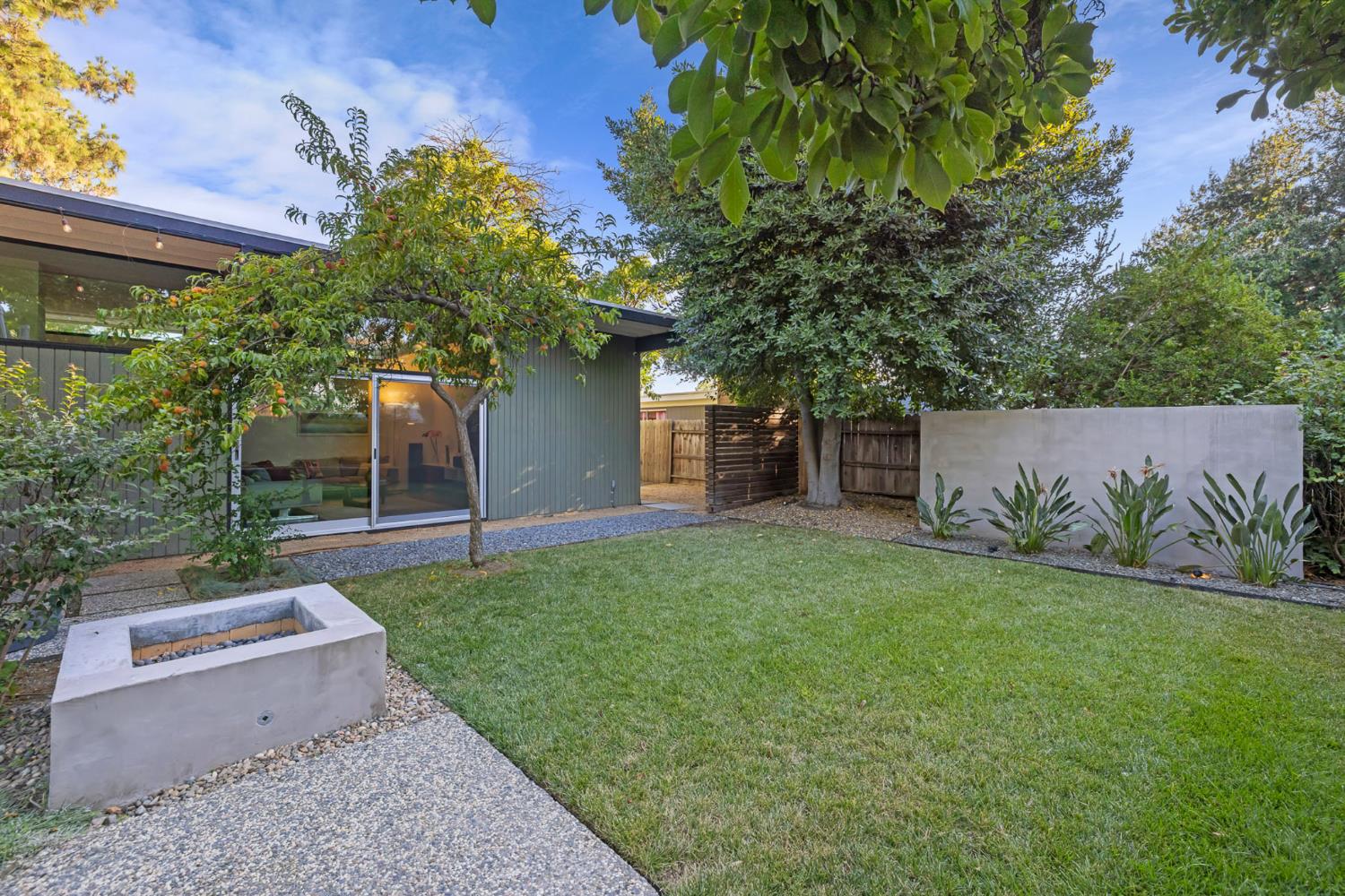 1213 Drexel Drive
