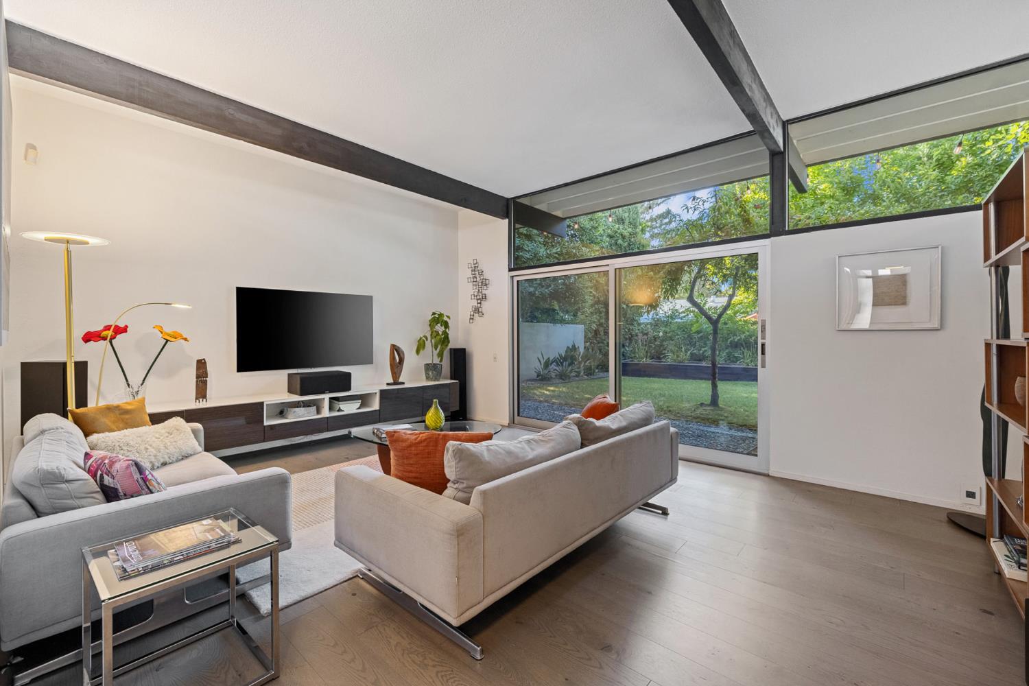 1213 Drexel Drive