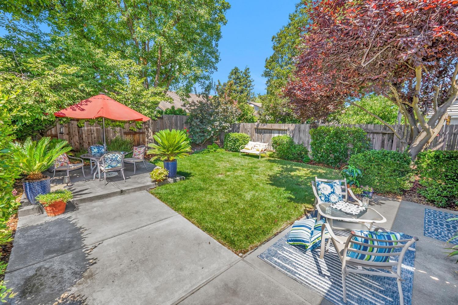 811 La Coruno Street