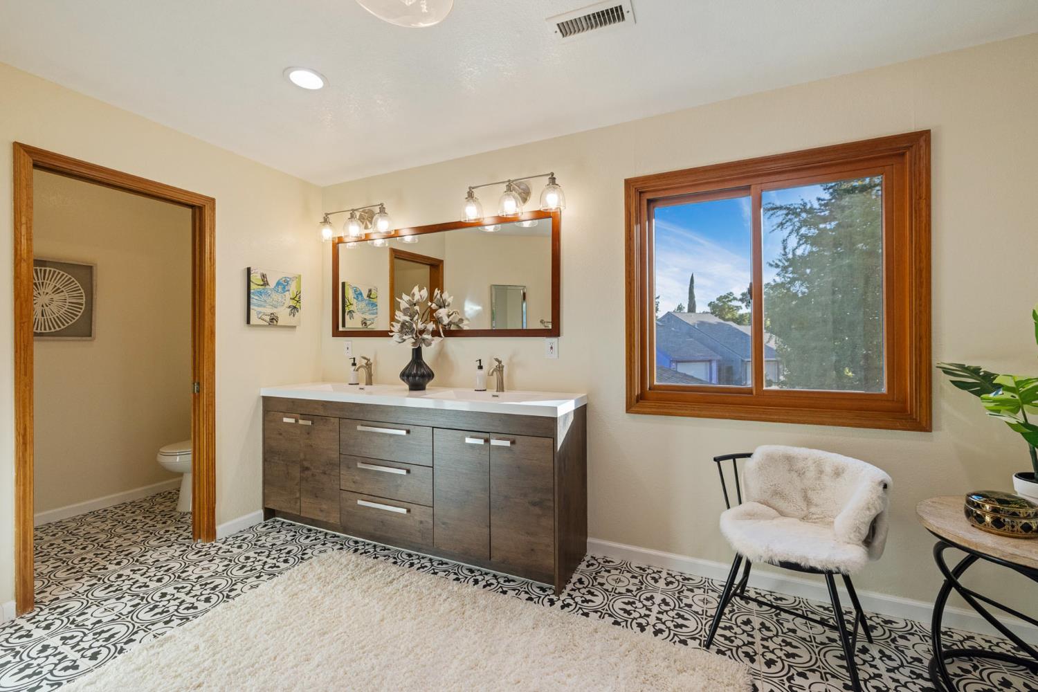 1231 Antelope Avenue